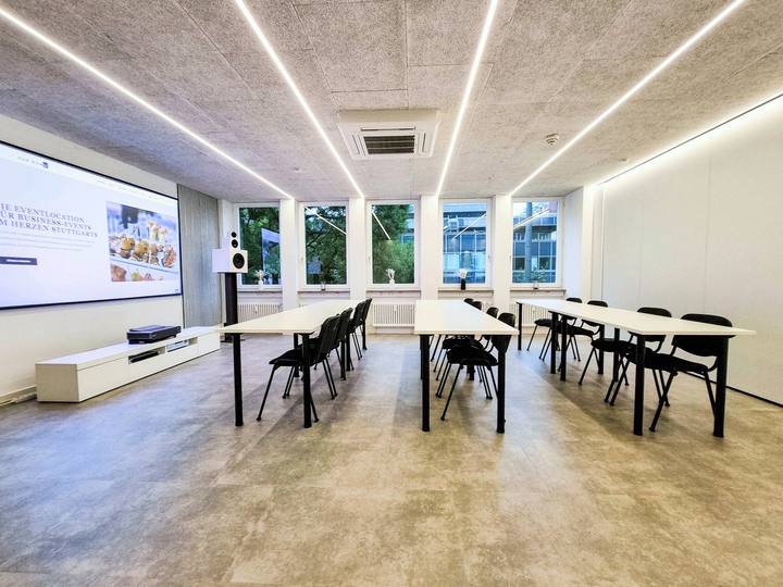 DAS BÜRO Stuttgart, Raum BIANCO – Tagungs-Bestuhlung