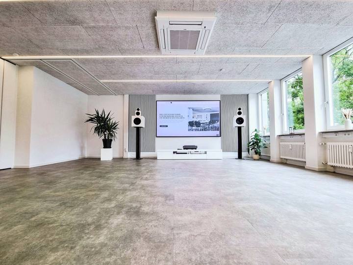 DAS BÜRO Stuttgart, Raum BIANCO – leerer Raum
